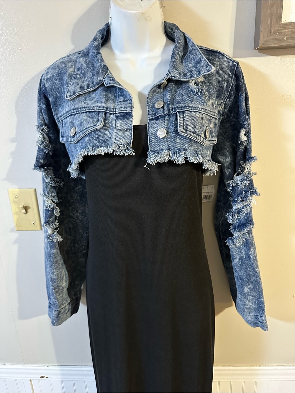 Cropped Distressed Denim Jacket - Blue